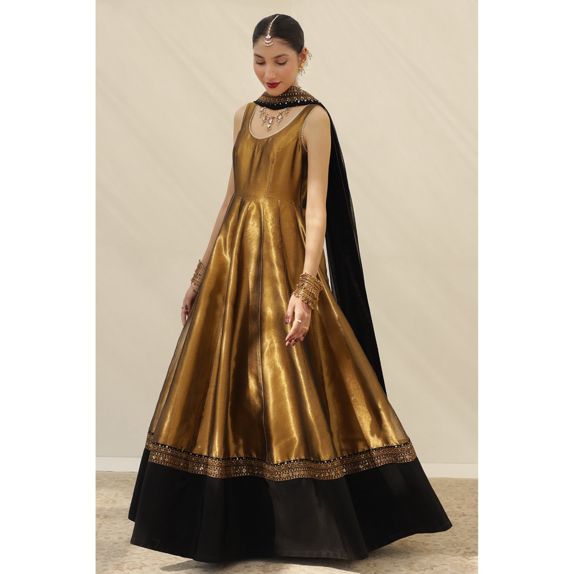 SAHAR GOLD