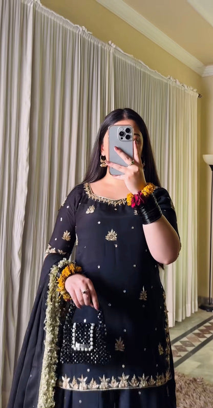 Gulab Black