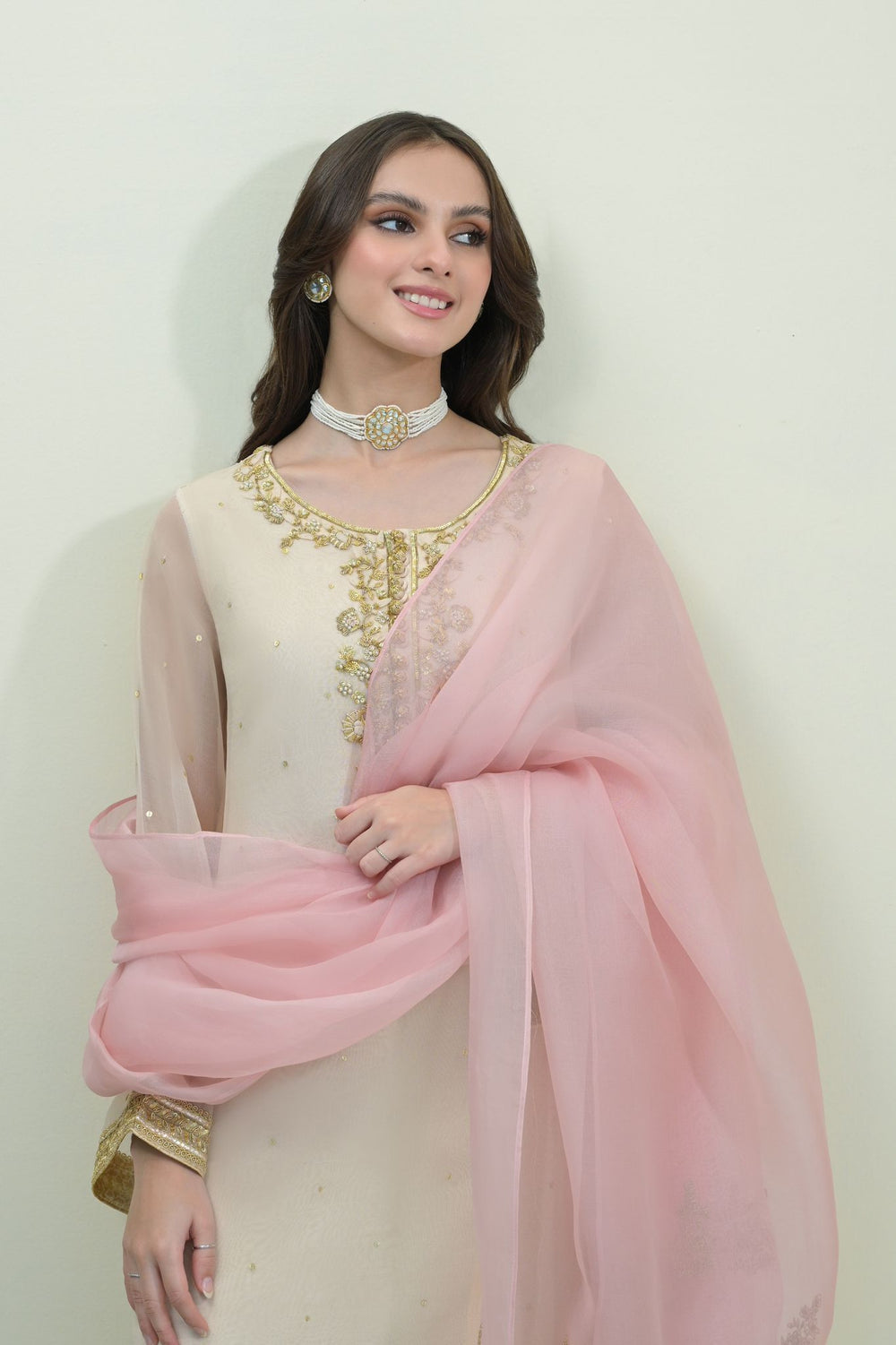 MAHNOOR